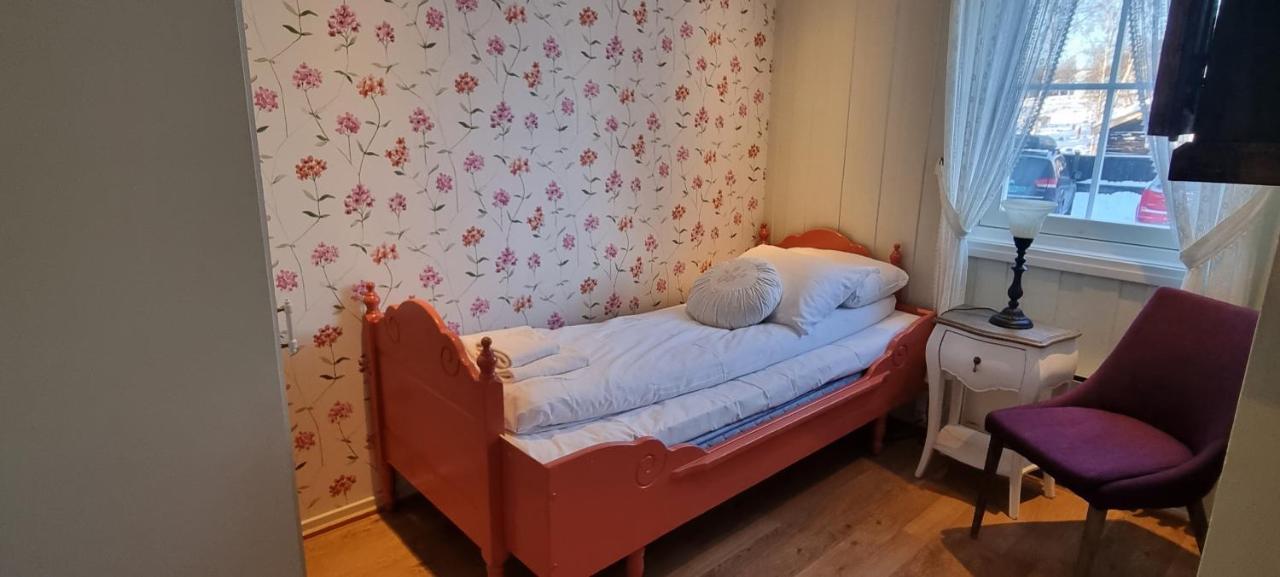 Erzscheidergaarden Hotell Røros Екстериор снимка